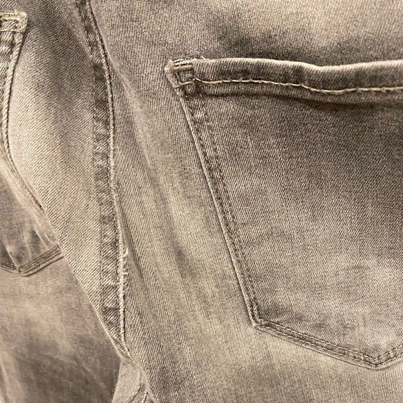 Lucky Brand Brooke Legging Jean Distressed Faded Gray Skinny Jegging Jeans - Picture 3 of 9